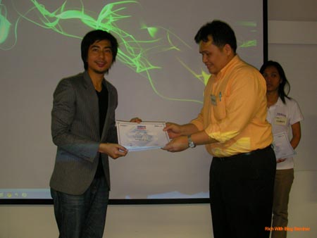 Rich-With-Blog_09